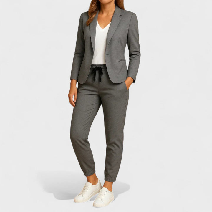 Laima - Elegantný komplet s blazerom a nohavicami