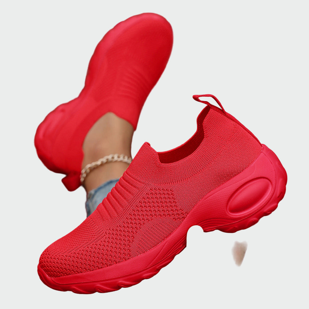 Klasické športové slip-on topánky s každodenným štýlom