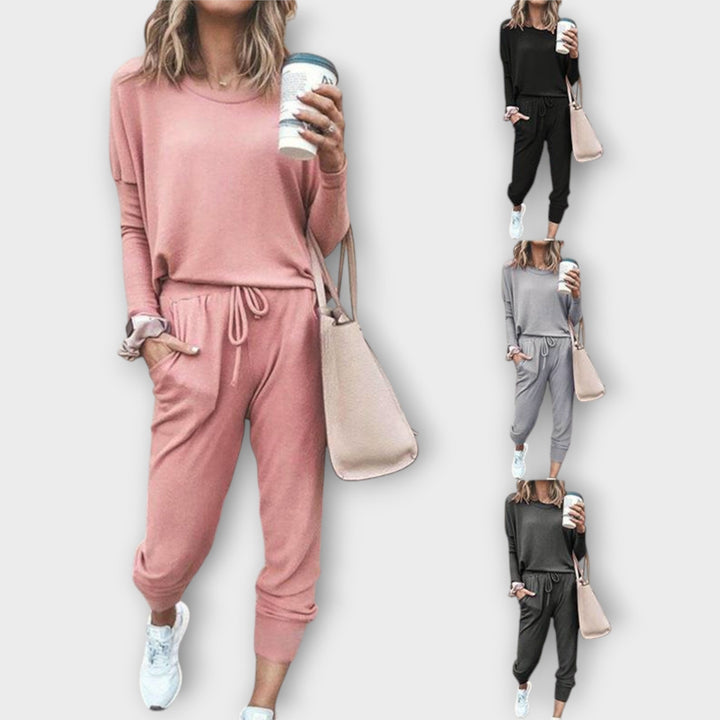 Božena - Oddychový komplet s voľným strihom a minimalistickou estetikou