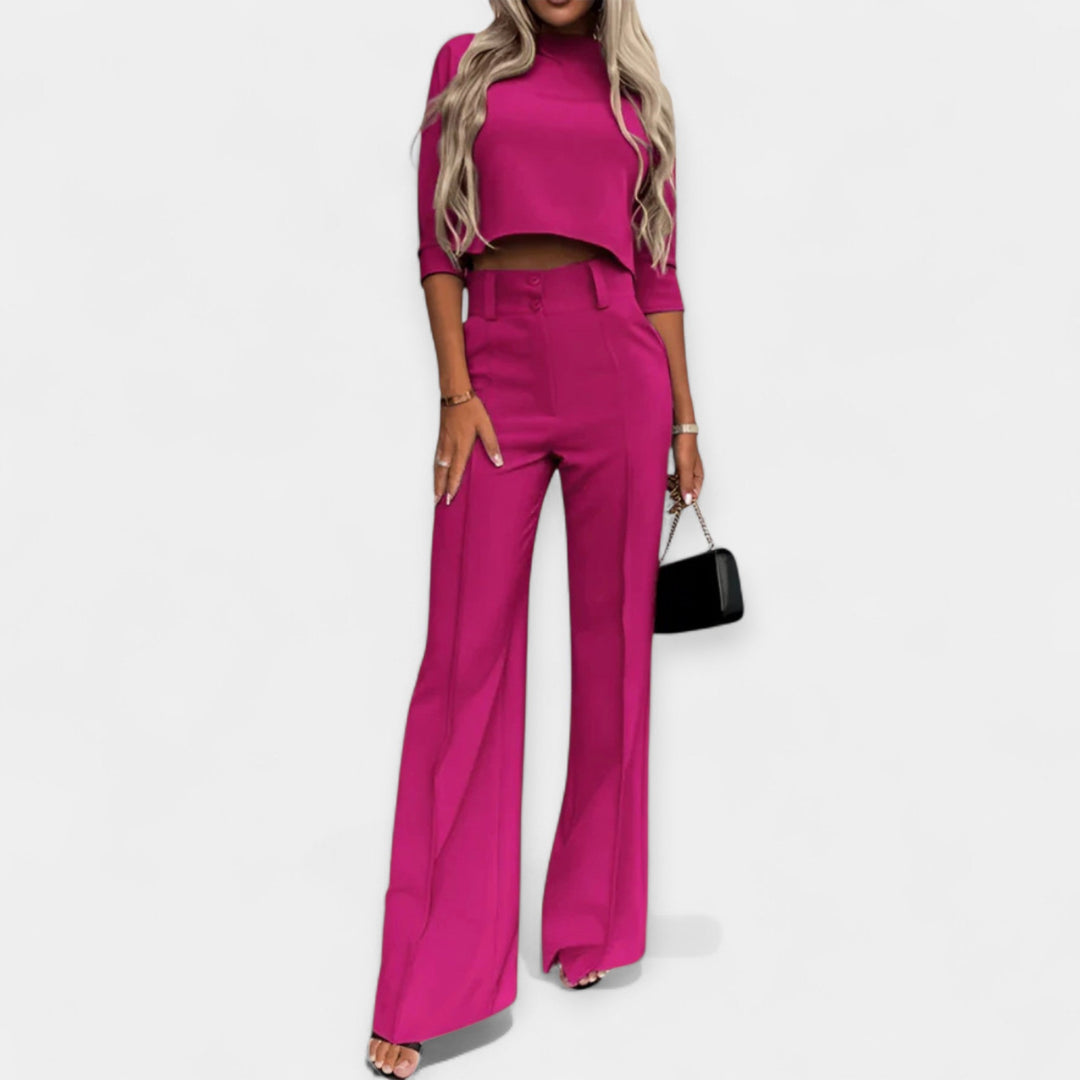 Kombinácia: Crop Top a Nohavice